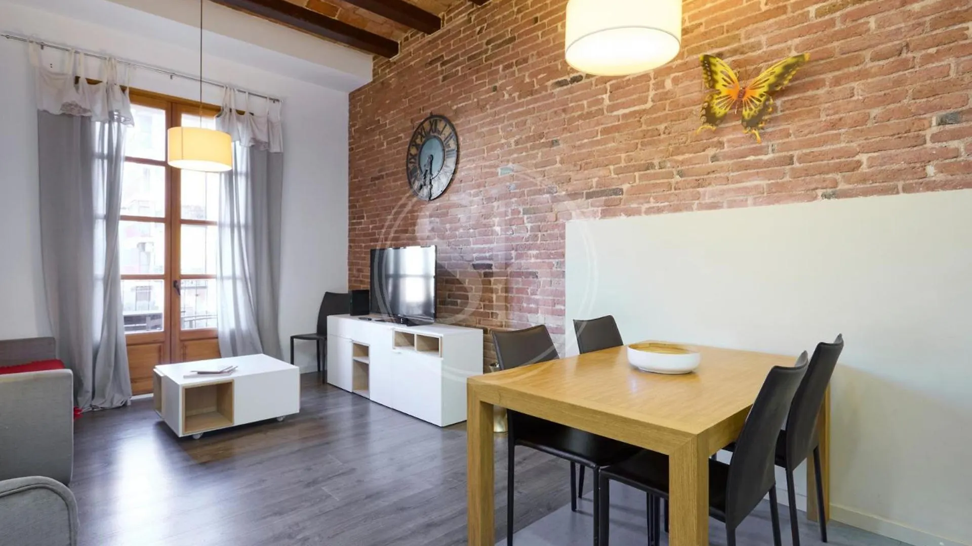 Bonito Apartamento En Aribau Barcelona